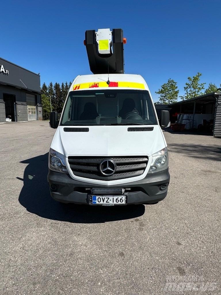 VERSALIFT VDT-170-F Autoplošiny