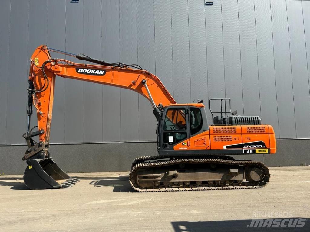 Doosan DX 300 LC-5 Pásové rýpadlá