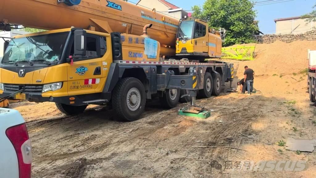 XCMG XCA220 Univerzálne terénne žeriavy