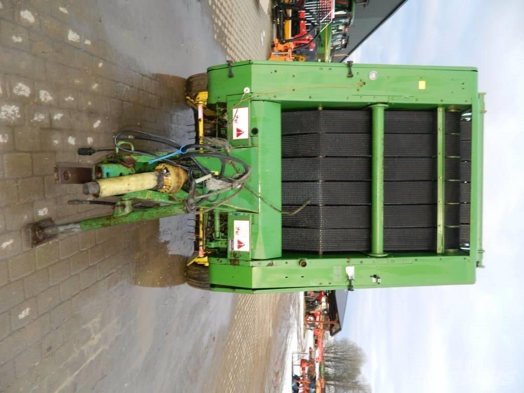 John Deere 550 Lisy na okrúhle balíky