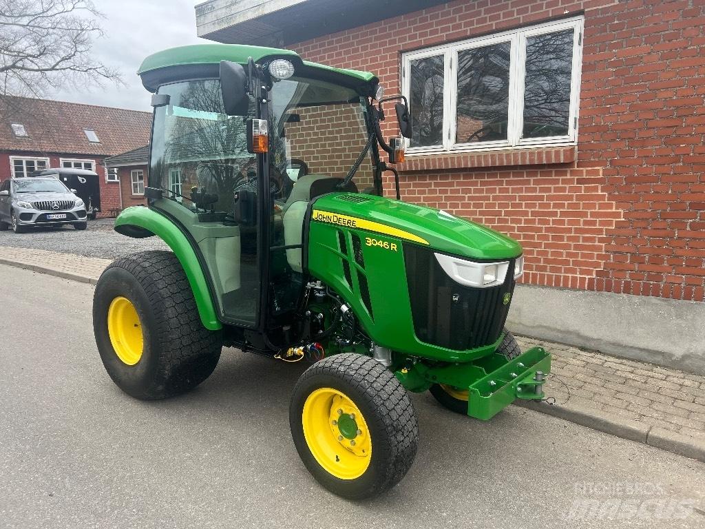 John Deere 3046 R Kompaktné traktory