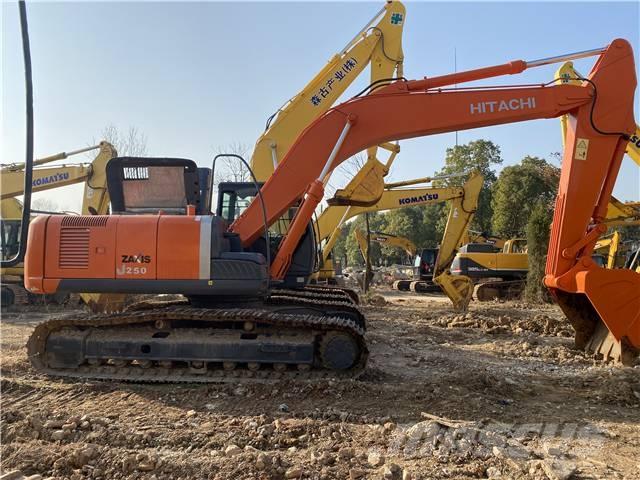 Hitachi ZX250 Pásové rýpadlá