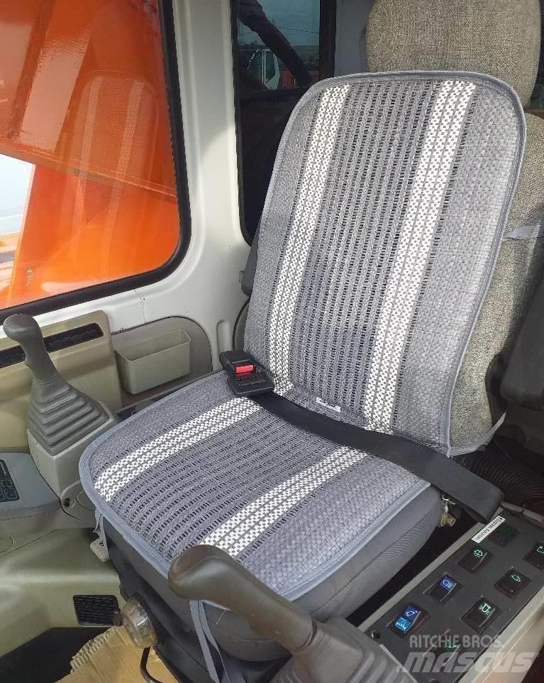 Daewoo 520 LCV Pásové rýpadlá