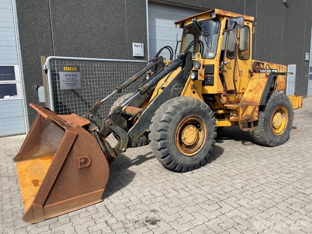 Volvo 4300 Kolesové nakladače