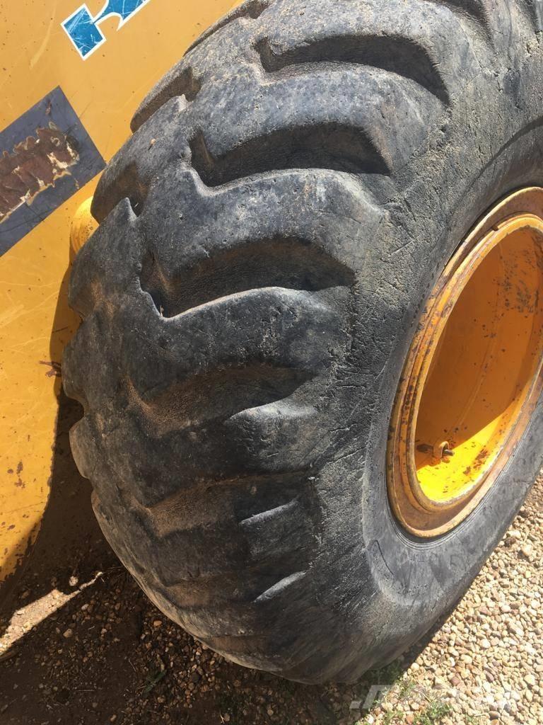 Kawasaki 65 Z IV Kolesové nakladače