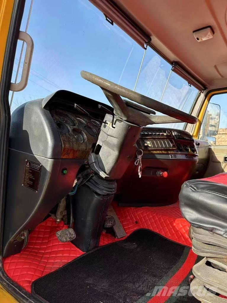 XCMG QY 50 K-II Univerzálne terénne žeriavy