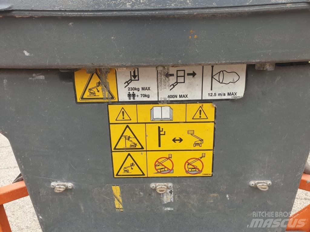JLG 400 S Teleskopické plošiny