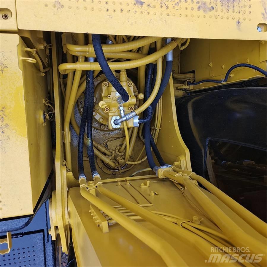CAT 320 D Pásové rýpadlá