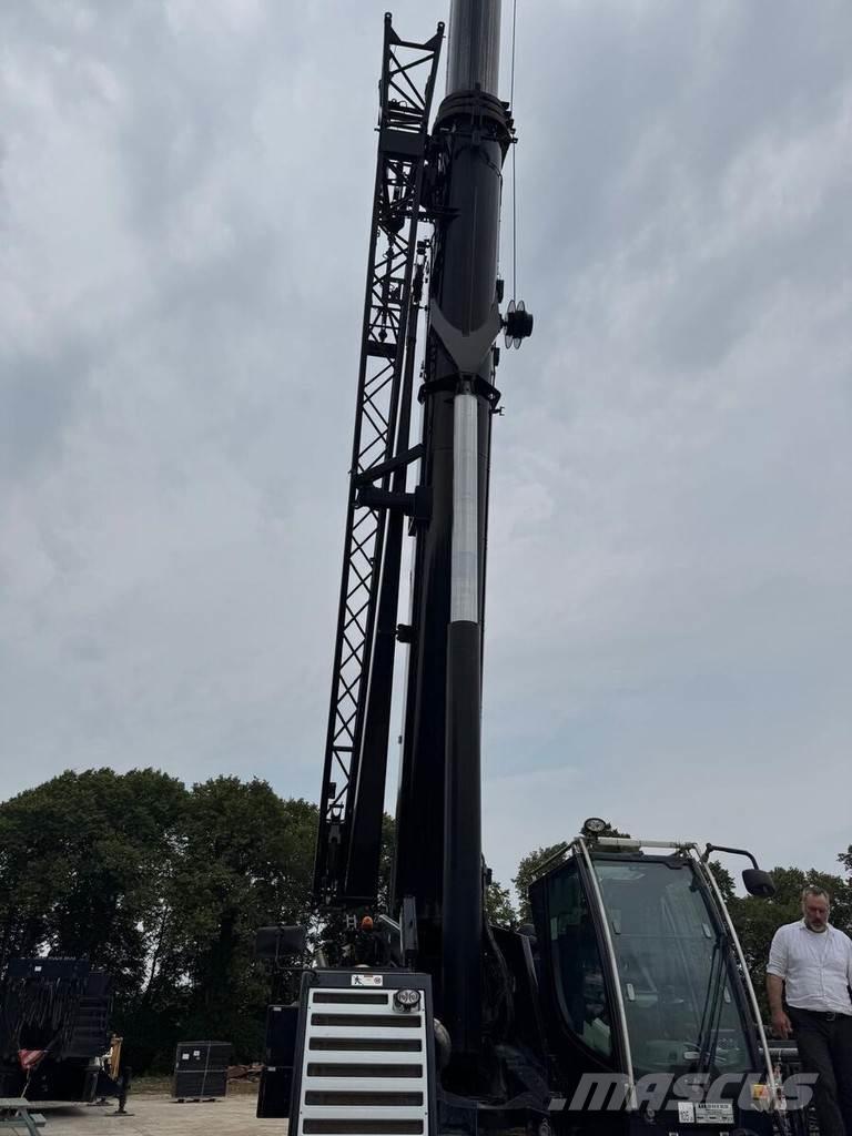 Liebherr LTR 1100 Pásové žeriavy