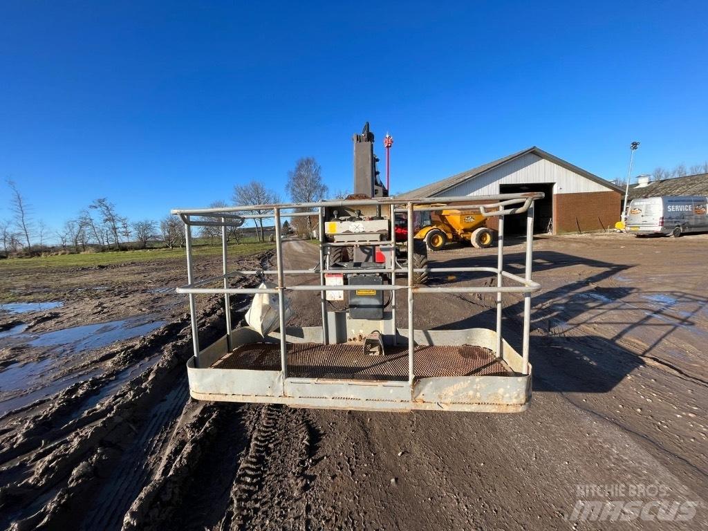 Manitou 200 ATJ Kĺbové plošiny