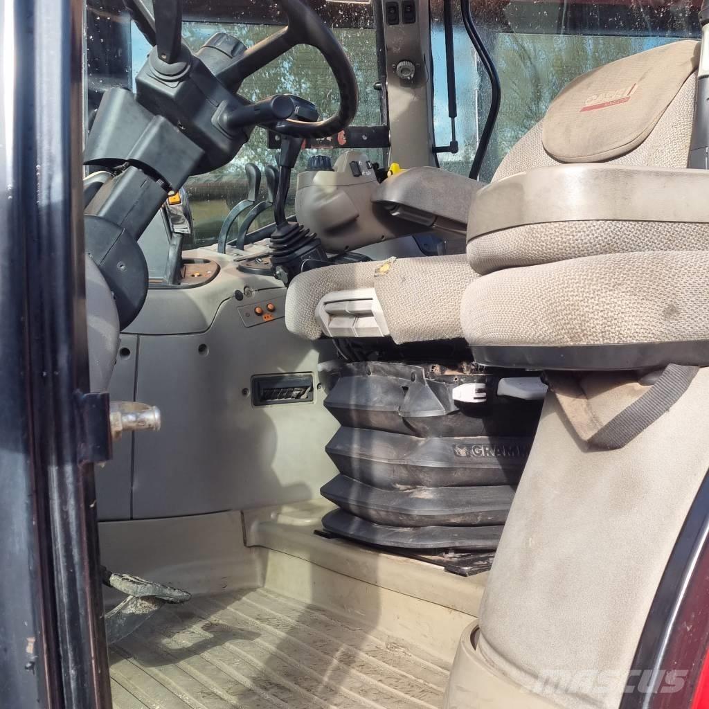 Case IH Maxxum 100 Traktory