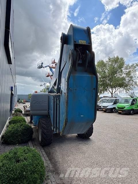 Genie ZX 135/70 Kĺbové plošiny
