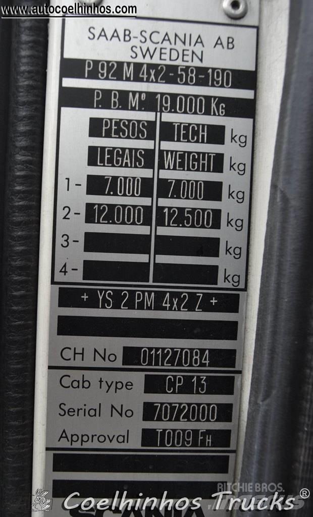 Scania 92 M Nákladné vozidlá s bočnou zhrnovacou plachtou