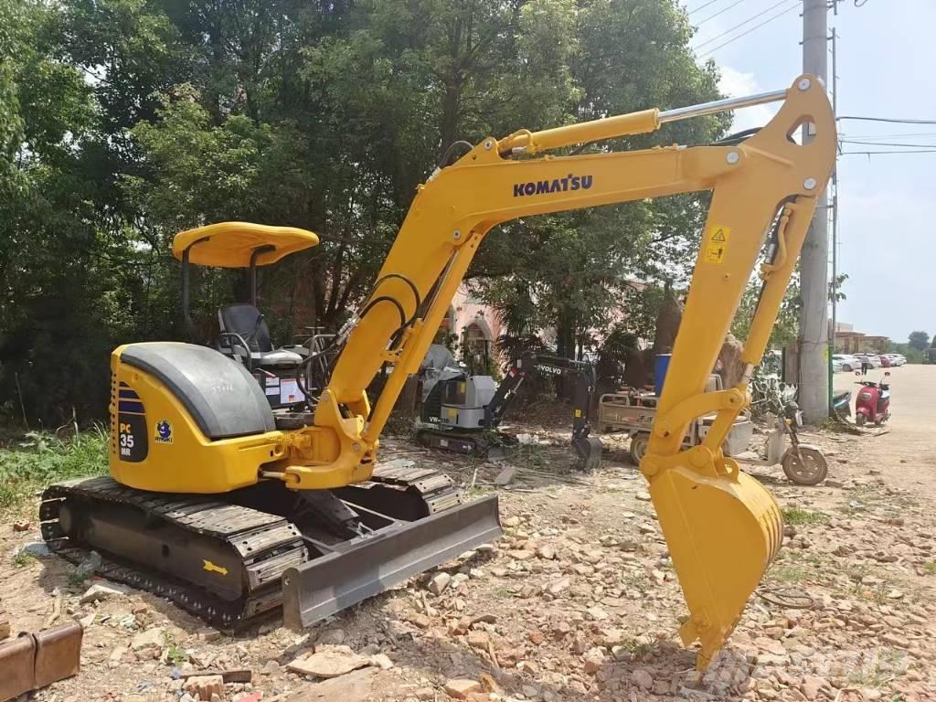 Komatsu PC35 Mini rýpadlá < 7t
