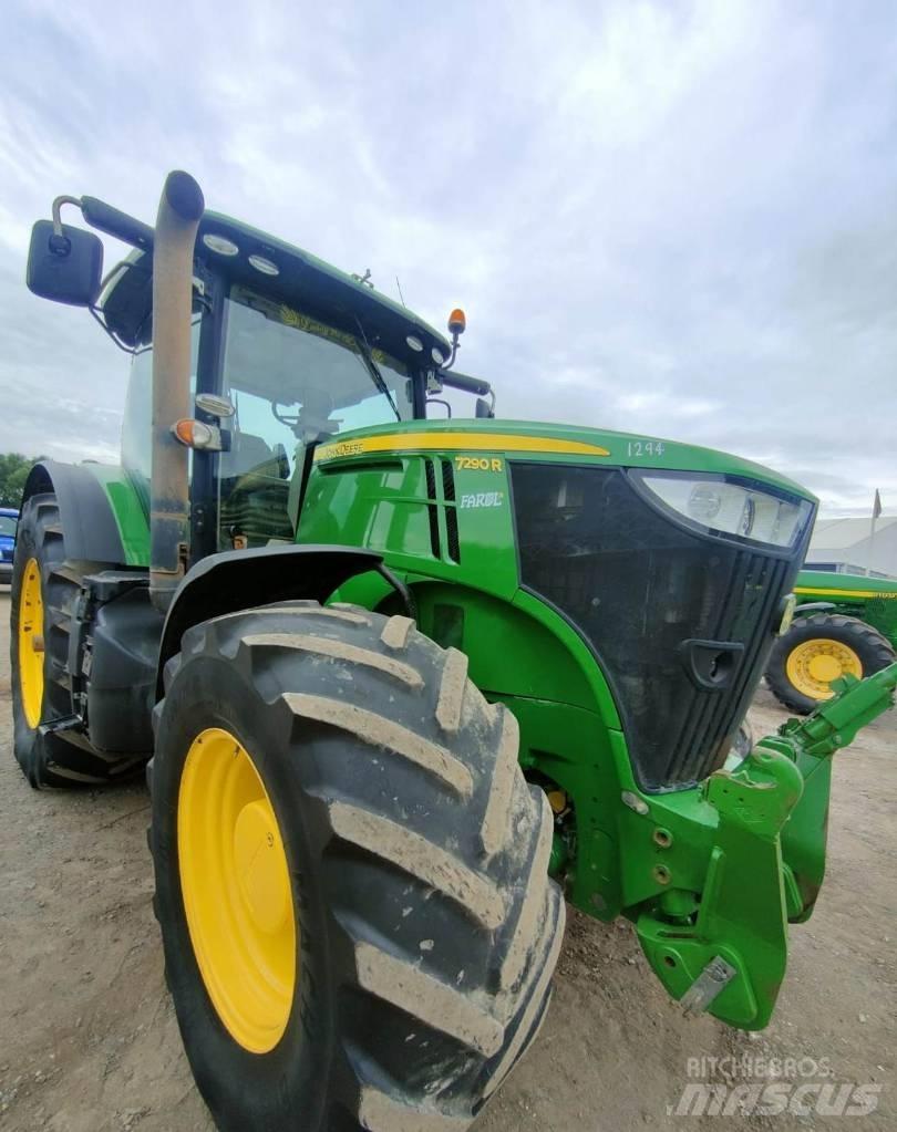 John Deere 7290 R Traktory
