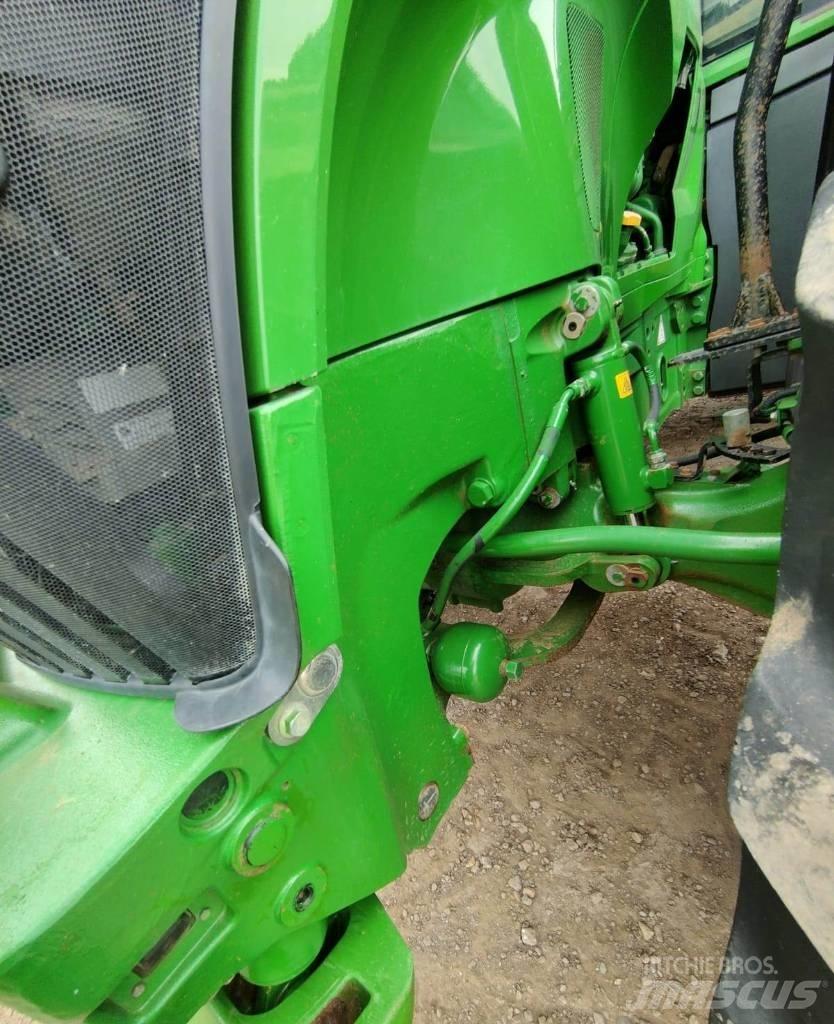 John Deere 7290 R Traktory