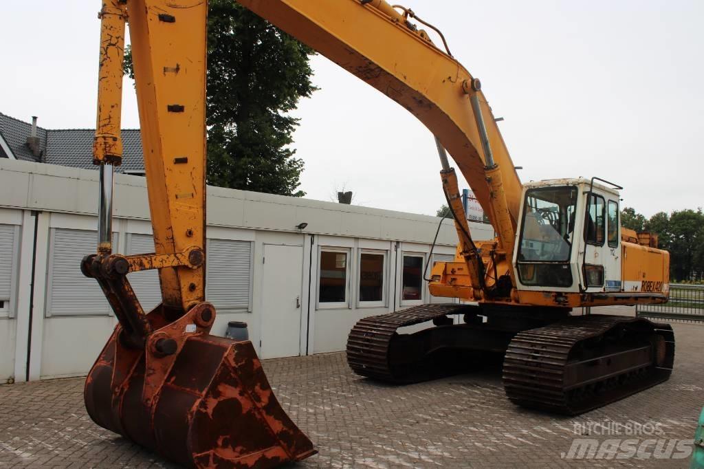 Hyundai Robex 420 Pásové rýpadlá