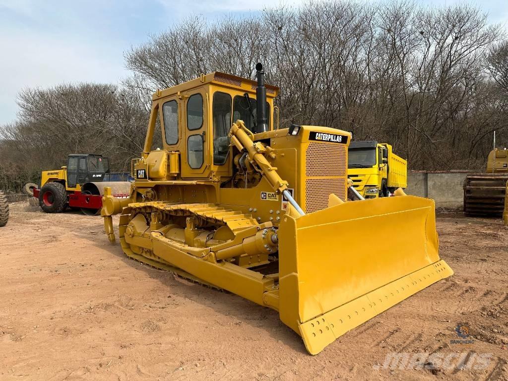 CAT D7G Pásové dozéry