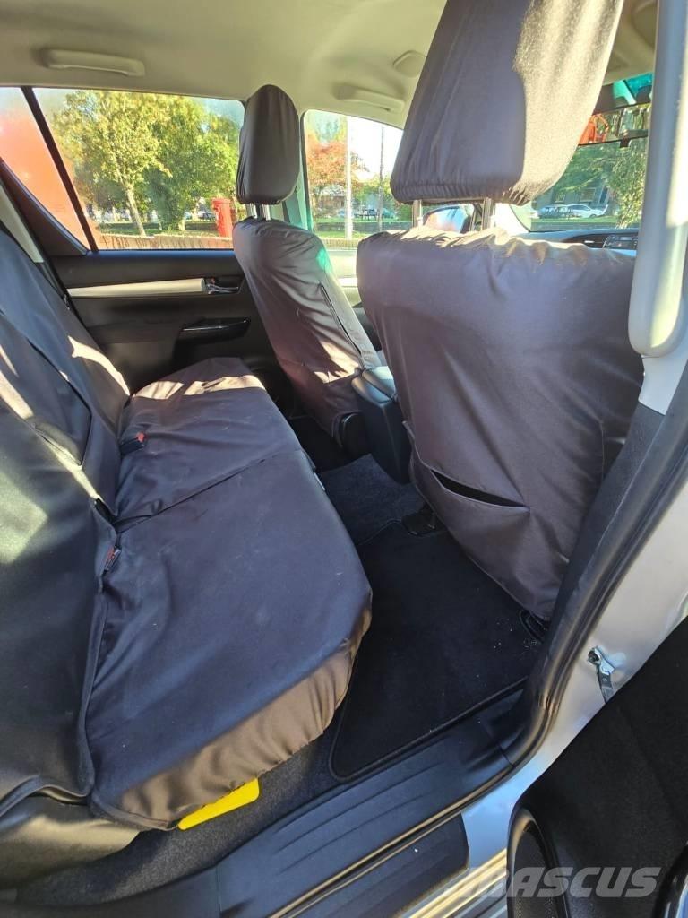 Toyota Hilux Nakladacia/sklápacia bočnica