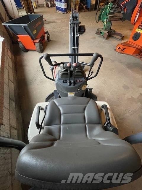 Schaeff TC10Z Mini rýpadlá < 7t