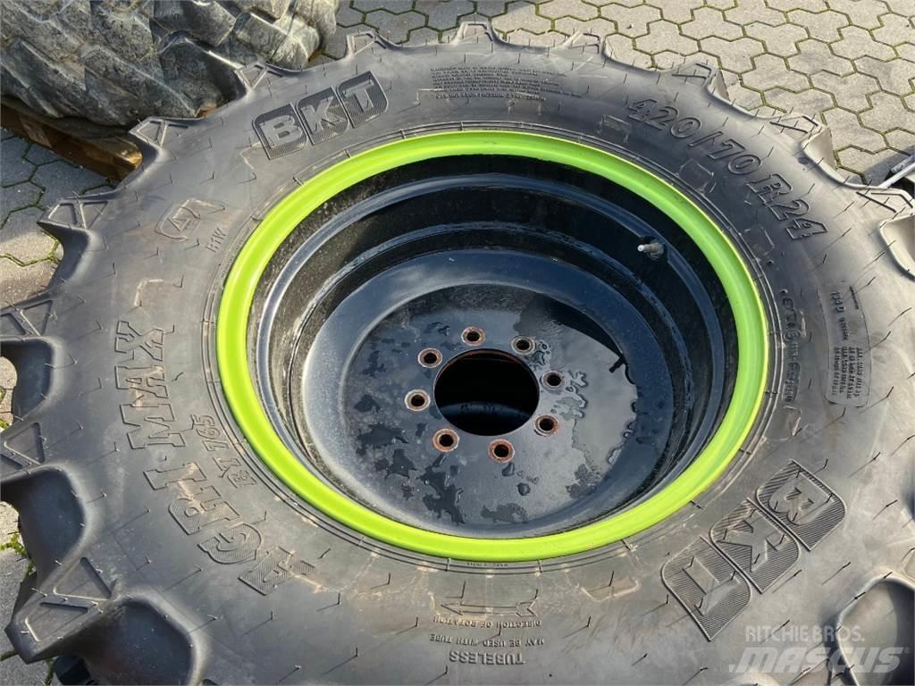 BKT 420/70R24 Pneumatiky, kolesá a ráfiky