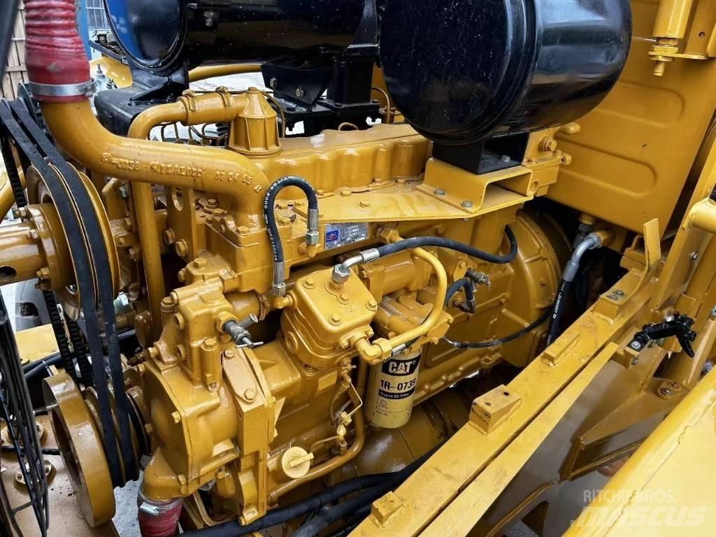 CAT 966H Kolesové nakladače