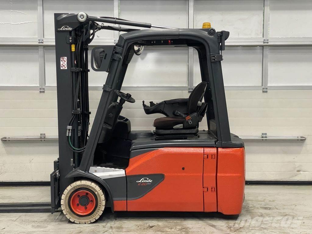 Linde E20L-02 Akumulátorové vozíky