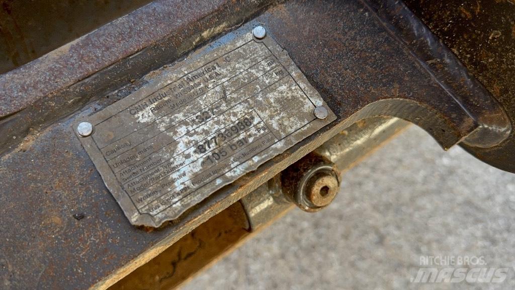 CASE 621G Kolesové nakladače