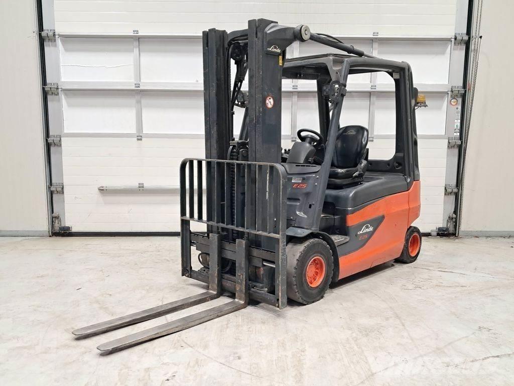 Linde E25L-01 Akumulátorové vozíky