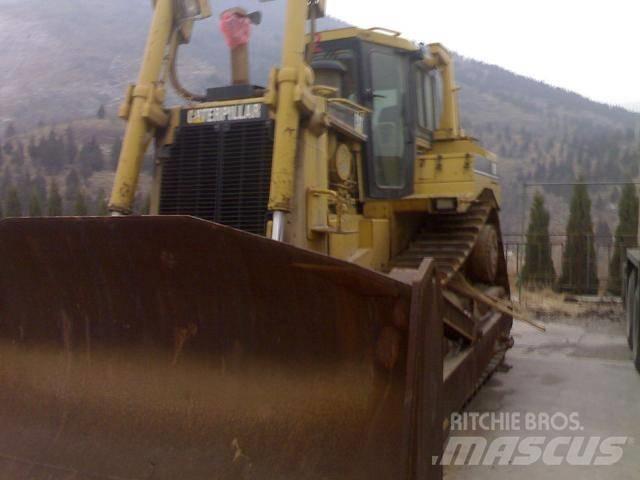 CAT D8R Pásové dozéry