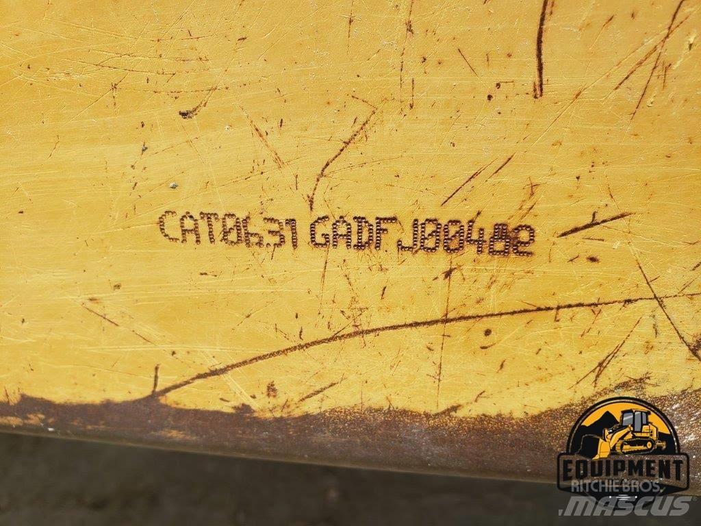 CAT 637 G Skrejpre