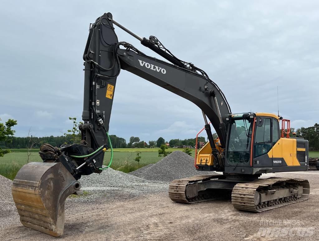Volvo EC 220 E Pásové rýpadlá