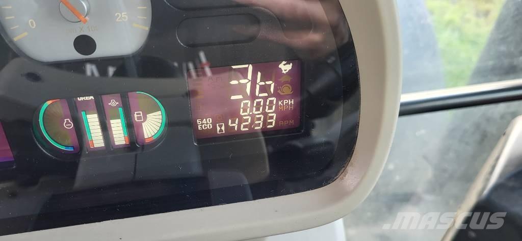 Massey Ferguson 6615 Traktory