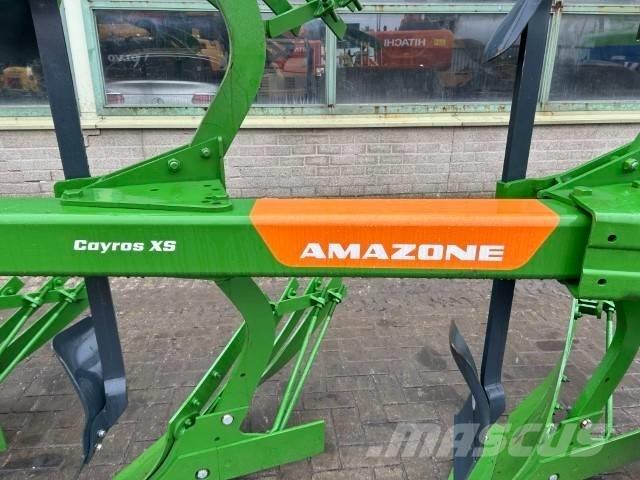 Amazone CAYROS XS Dvojstranné pluhy