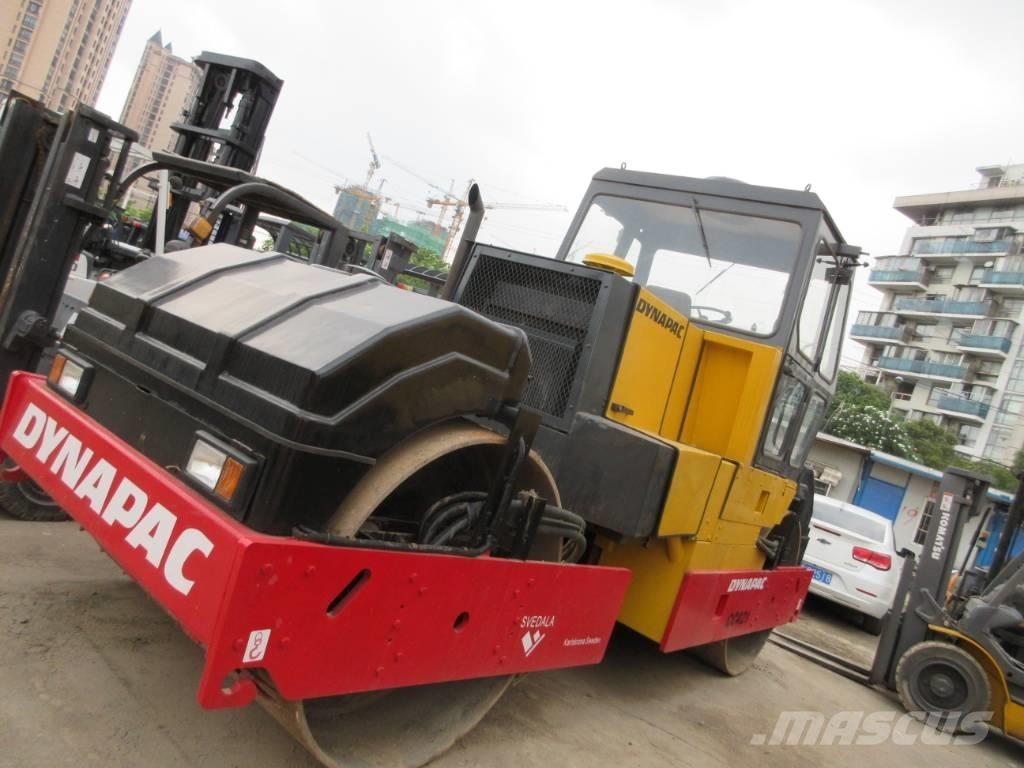 Dynapac CC 421 Tandemové valce