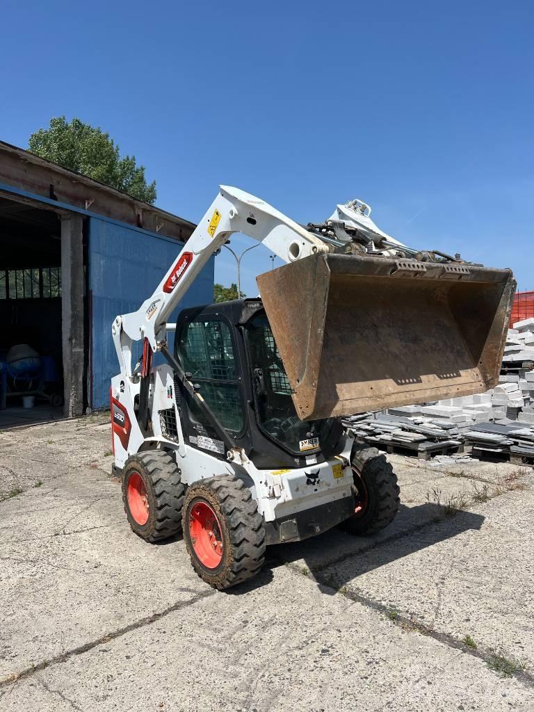 Bobcat S 590 Šmykom riadené nakladače