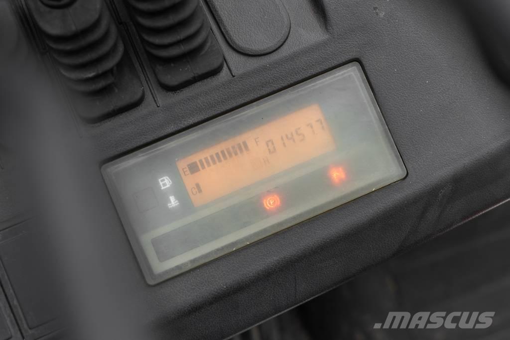 Manitou MI 30 D Dieselové vozíky