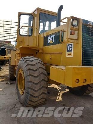 CAT 966 F Kolesové nakladače