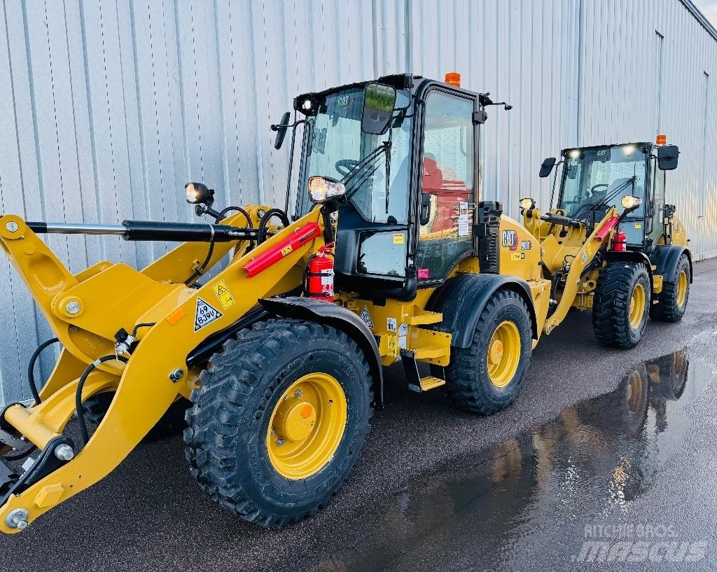 CAT 908 Kolesové nakladače