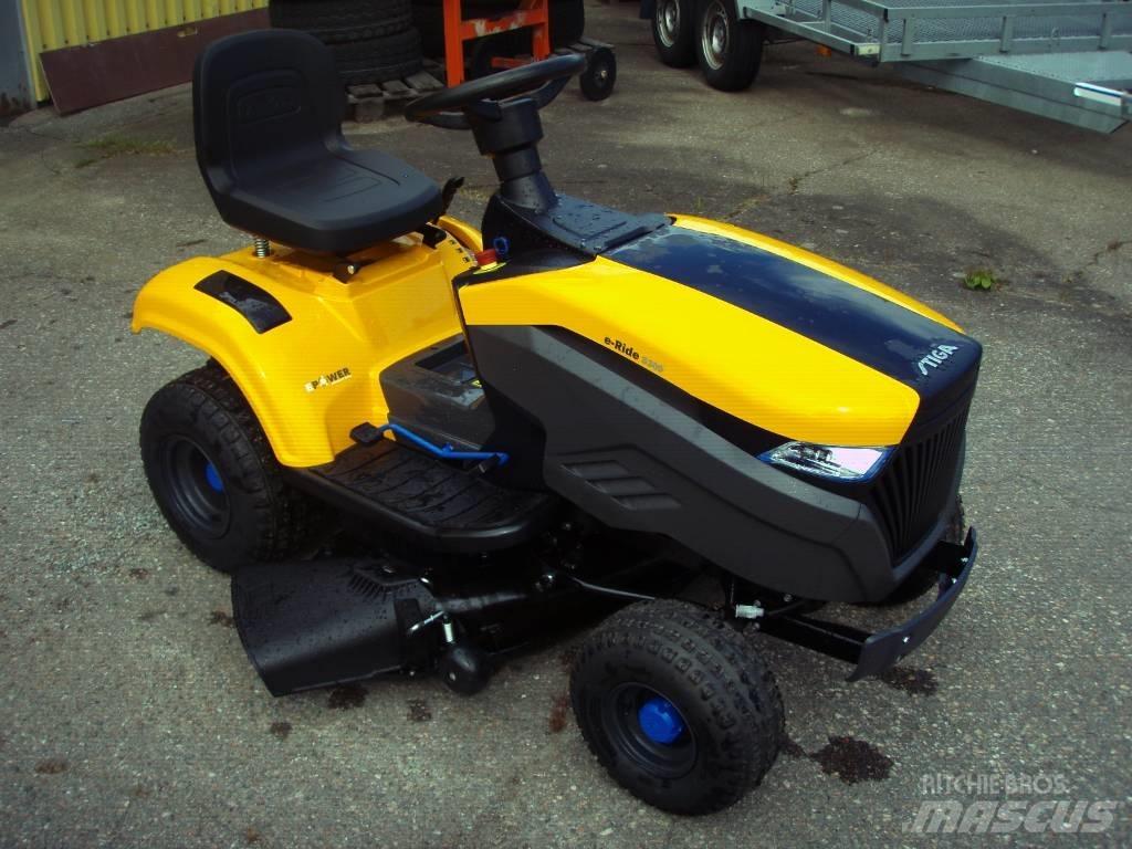 Stiga E-Ride S 300 Samochodné kosačky
