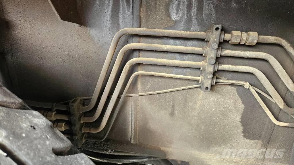 Kato SR 250 Žeriavy pre ťažký terén