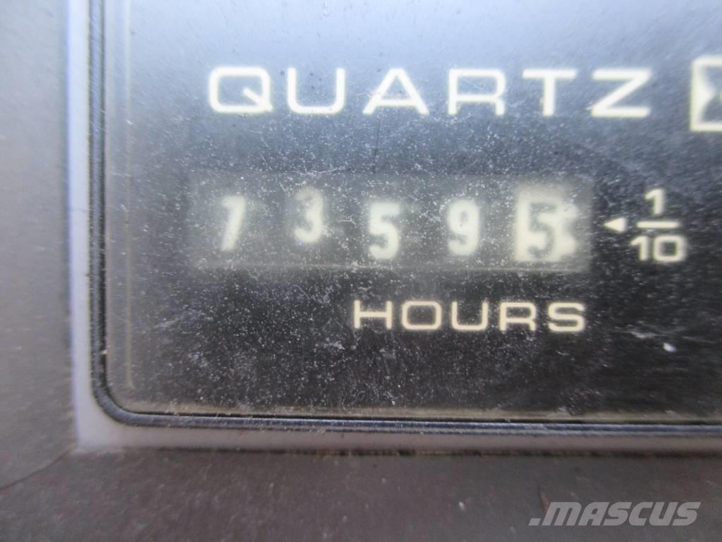 JLG 800 AJ Kĺbové plošiny