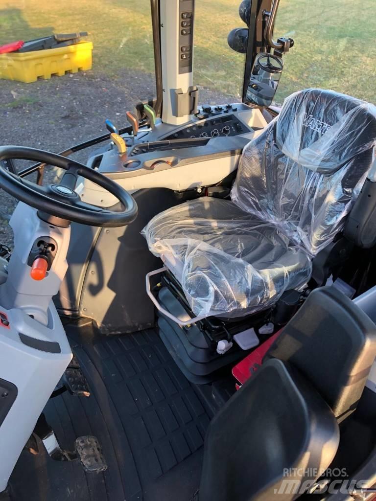Valtra G125EA Traktory
