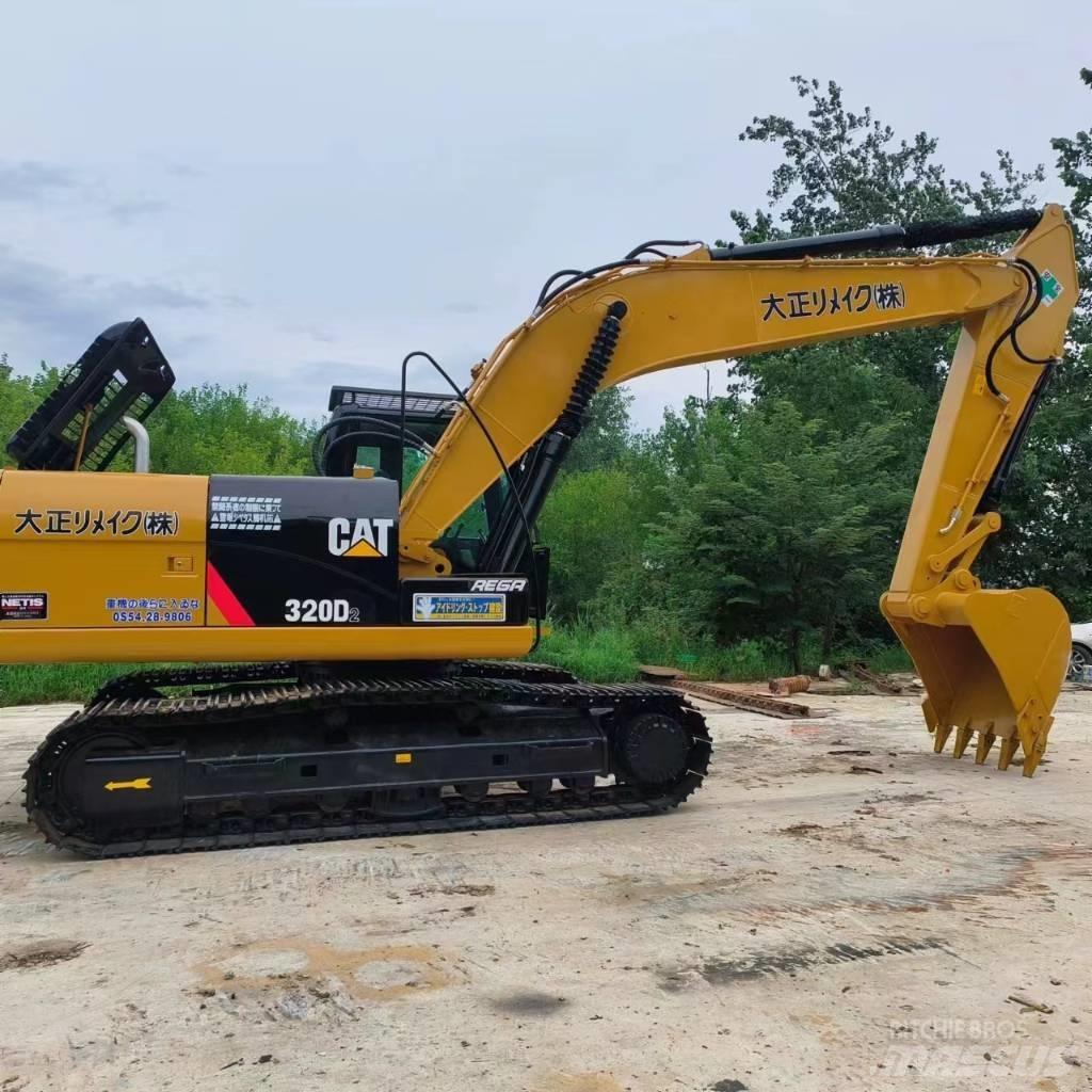 CAT 320D2 Pásové rýpadlá