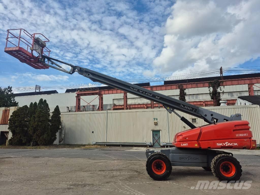 SkyJack SJ 66 T Kĺbové plošiny