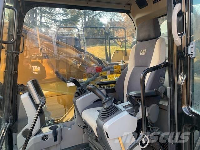 CAT 330 F LN Pásové rýpadlá