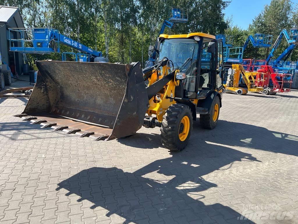 JCB 406 Kolesové nakladače