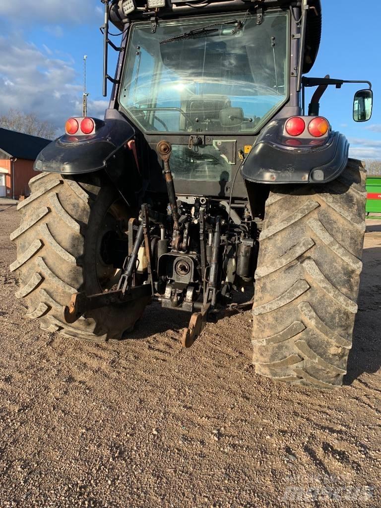 Valtra T 160 Traktory