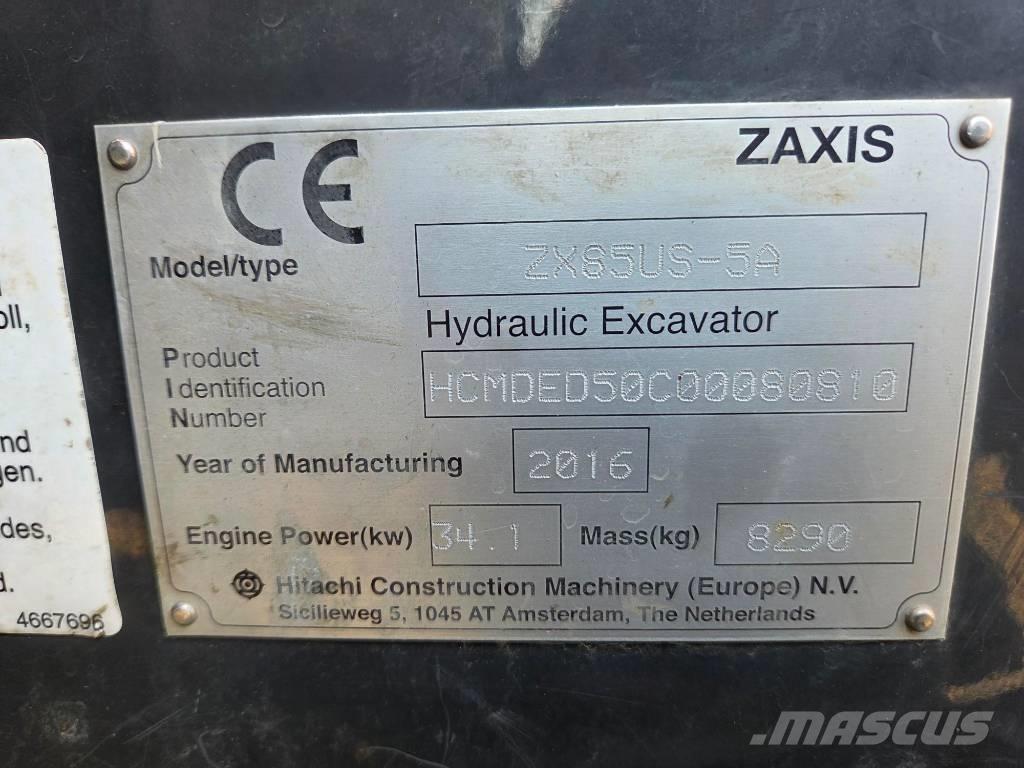 Hitachi ZX 85 US-5 A Midi rýpadlá 7 t - 12 t