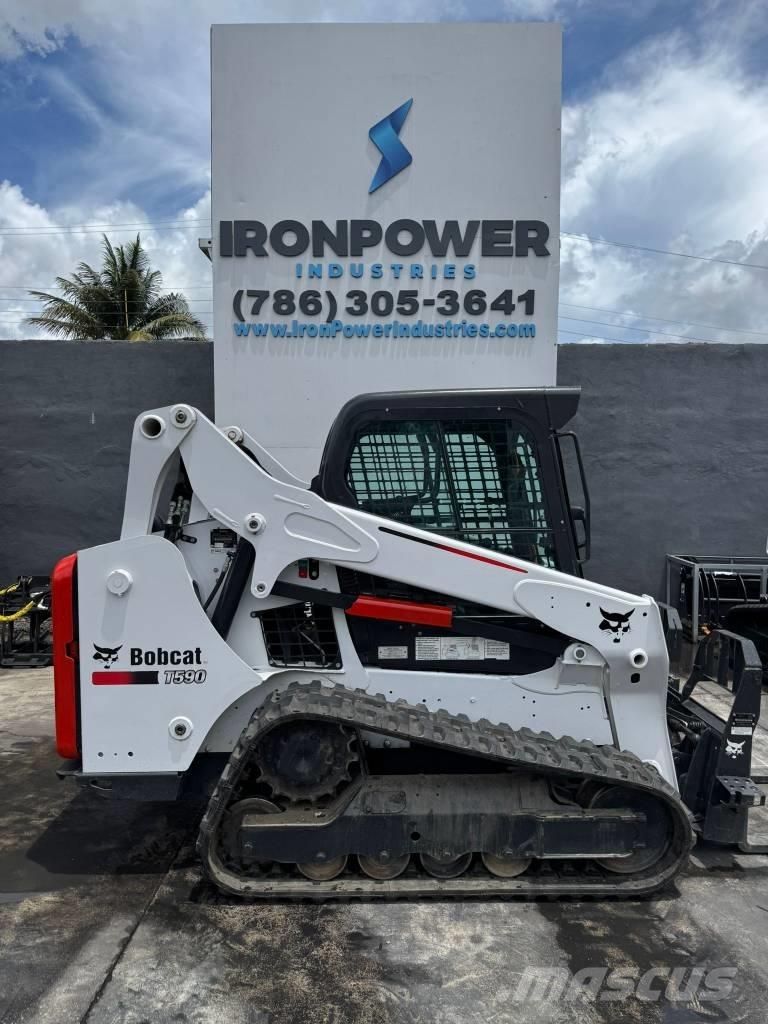Bobcat T 590 Šmykom riadené nakladače